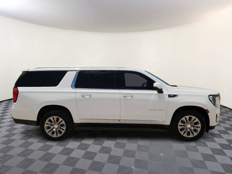 2022 GMC Yukon XL Denali