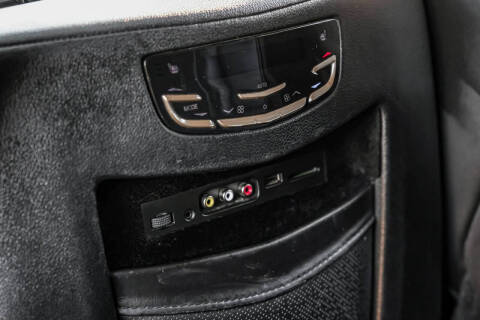 2016 Cadillac Escalade Platinum