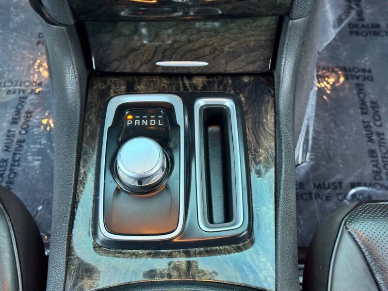 2018 Chrysler 300 Limited