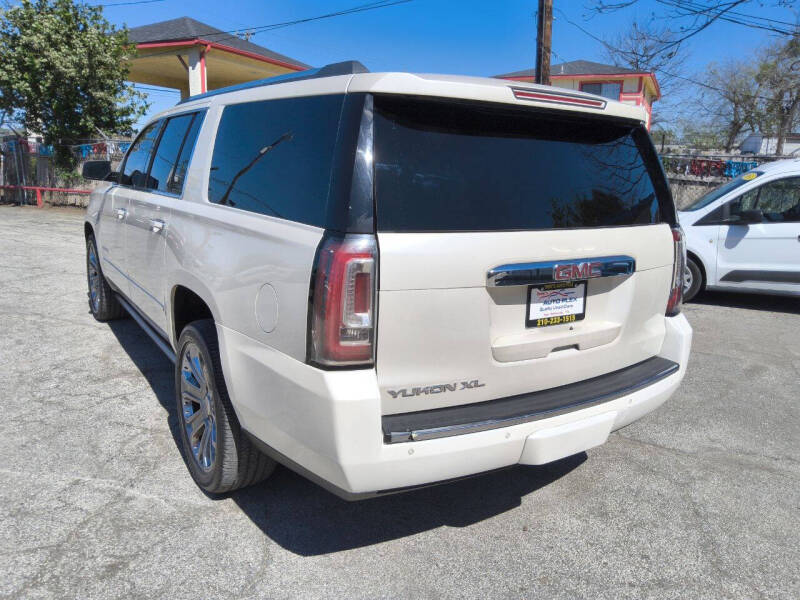 2015 GMC Yukon XL Denali