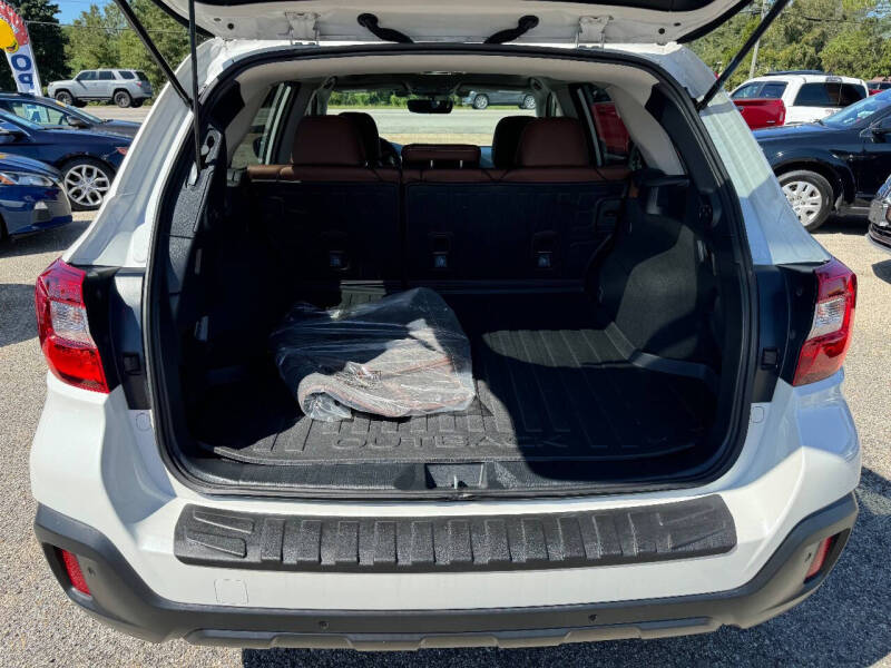 2019 Subaru Outback Touring photo 22