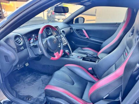 2014 Nissan GT-R Black Edition