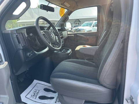 2023 GMC Savana 2500