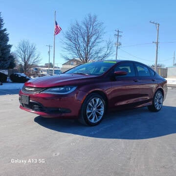 2015 Chrysler 200 for sale at Ideal Auto Sales, Inc. in Waukesha WI