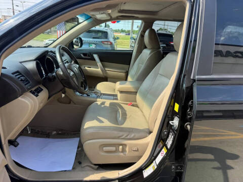 2010 Toyota Highlander SE