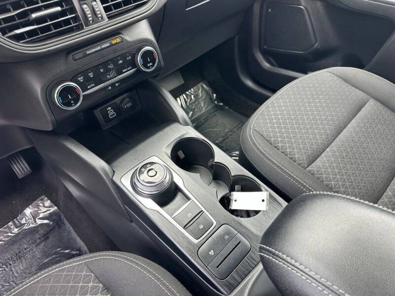 2025 Ford Escape Active