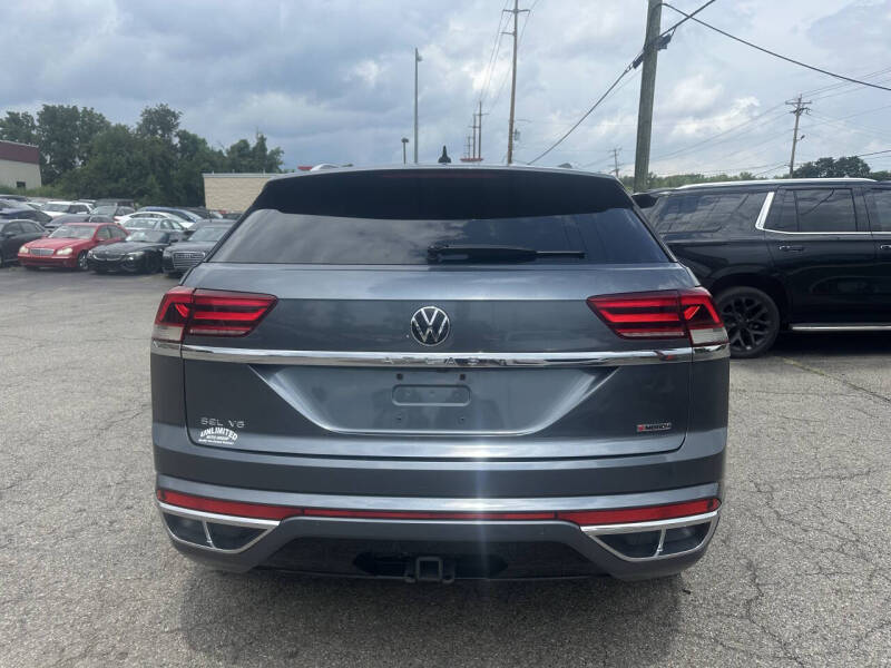 2020 Volkswagen Atlas Cross Sport V6 SEL R-Line 4Motion