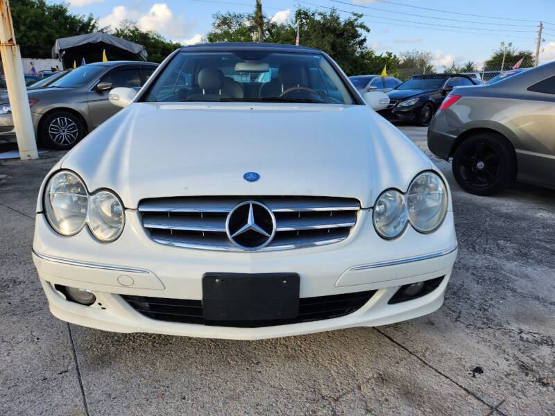 2006 Mercedes-Benz CLK for sale at 1st Klass Auto Sales in Hollywood FL
