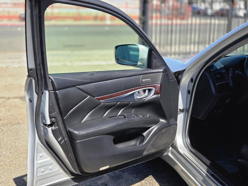 2012 Infiniti M35h