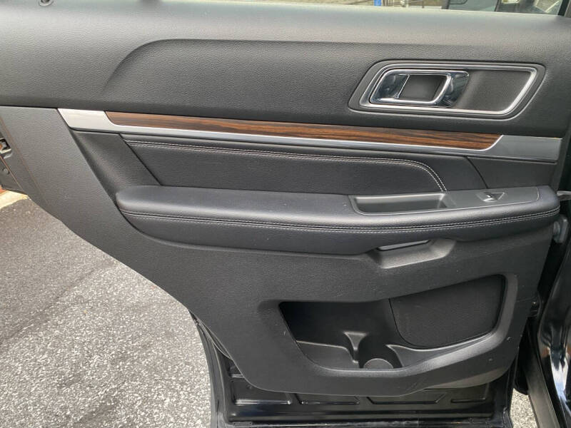 2017 Ford Explorer Limited