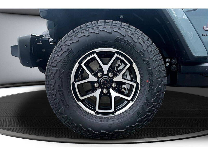 2026 Jeep Gladiator Shadow Ops