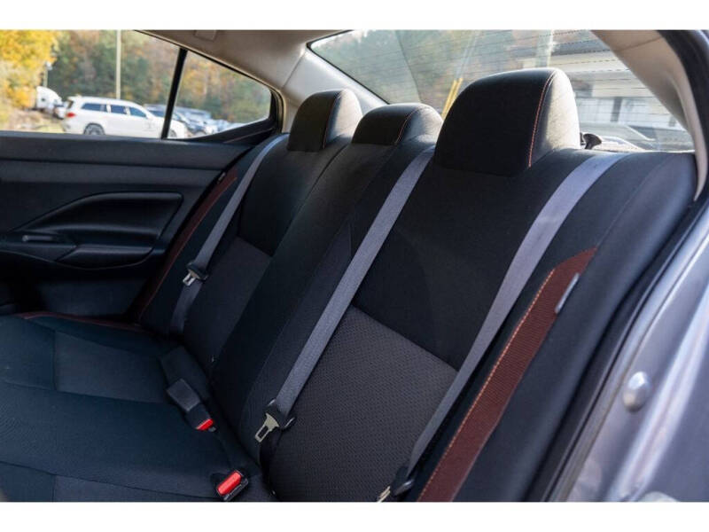 2020 Nissan Versa SR