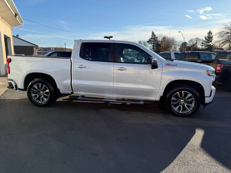 2020 Chevrolet Silverado 1500 RST photo 5