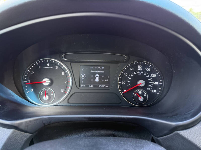 2016 Kia Sorento LX
