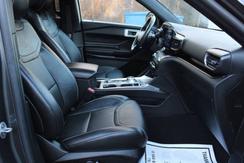 2020 Ford Explorer ST