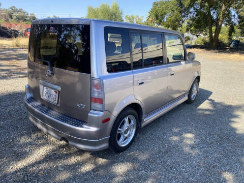 2004 Scion xB