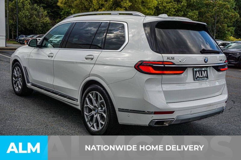 2025 BMW X7 xDrive40i