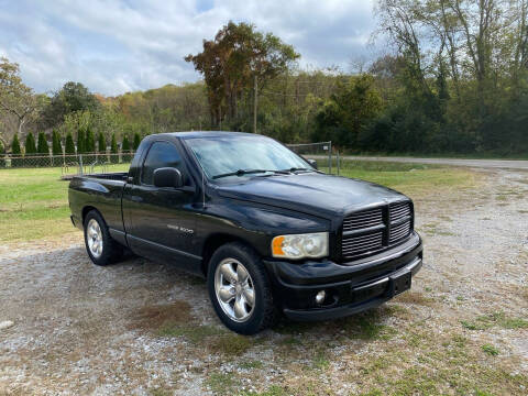 2002 Dodge Ram Pickup 1500 for sale at Tennessee Valley Wholesale Autos LLC in Huntsville AL