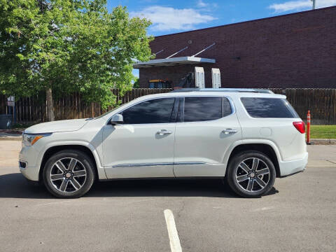2017 GMC Acadia Denali