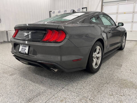 2020 Ford Mustang EcoBoost