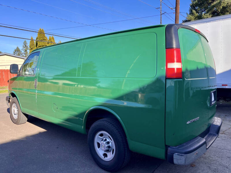 2010 Chevrolet Express 2500