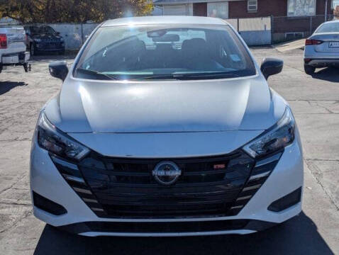 2025 Nissan Versa SR