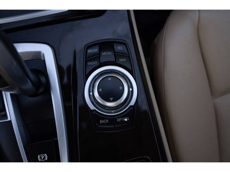2013 BMW 5 Series 528i