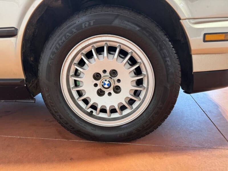 1990 BMW 3 Series 325i