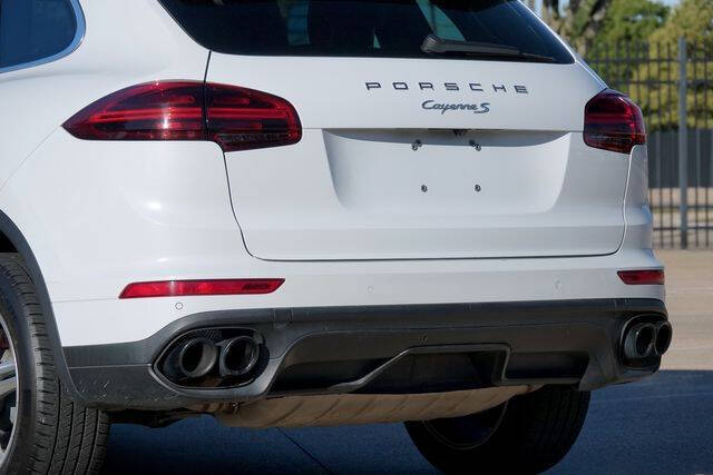 2016 Porsche Cayenne S