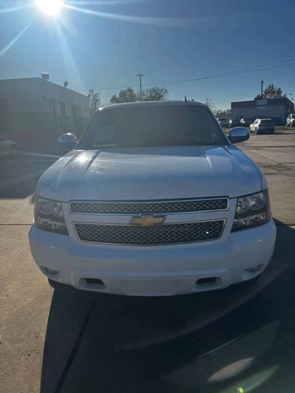 2014 Chevrolet Suburban LTZ