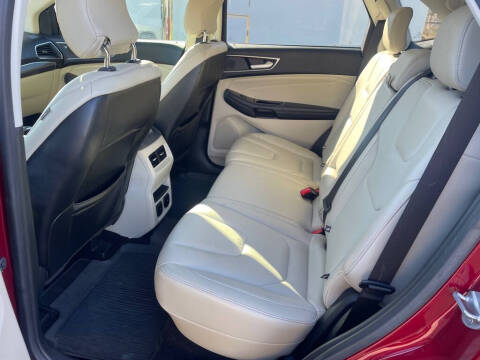 2019 Ford Edge Titanium