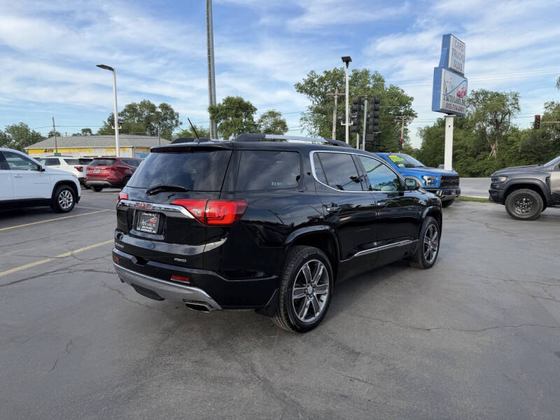 2017 GMC Acadia Denali