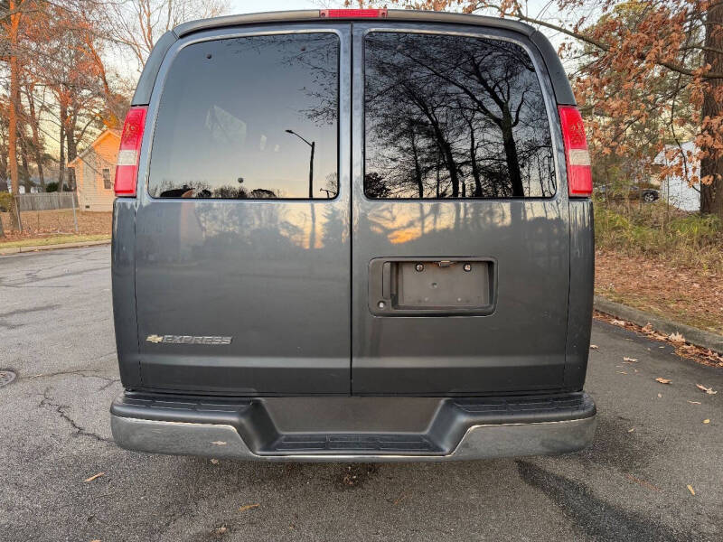 2016 Chevrolet Express LT 3500