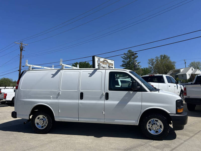 2017 Chevrolet Express 2500