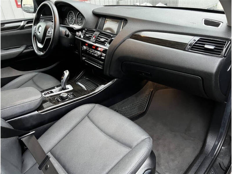 2017 BMW X3 sDrive28i