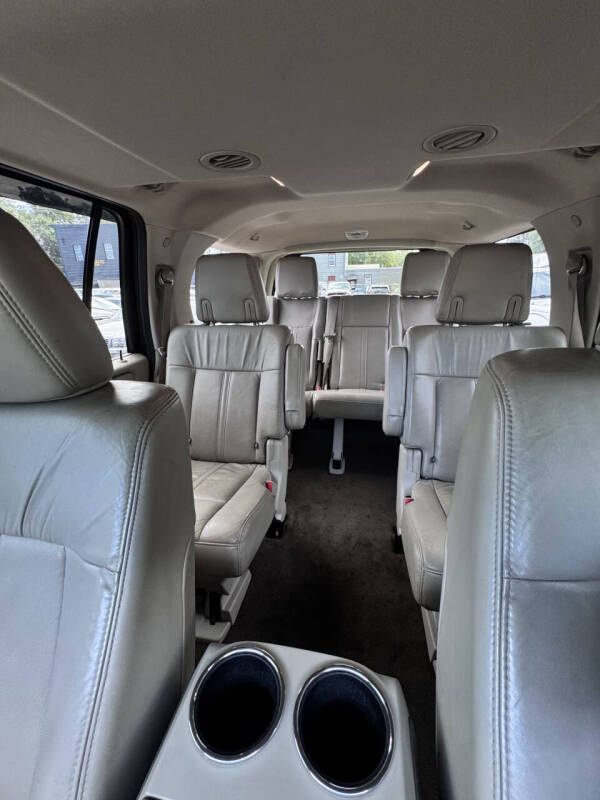 2016 Lincoln Navigator Select