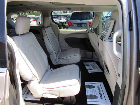 2017 Chrysler Pacifica Limited