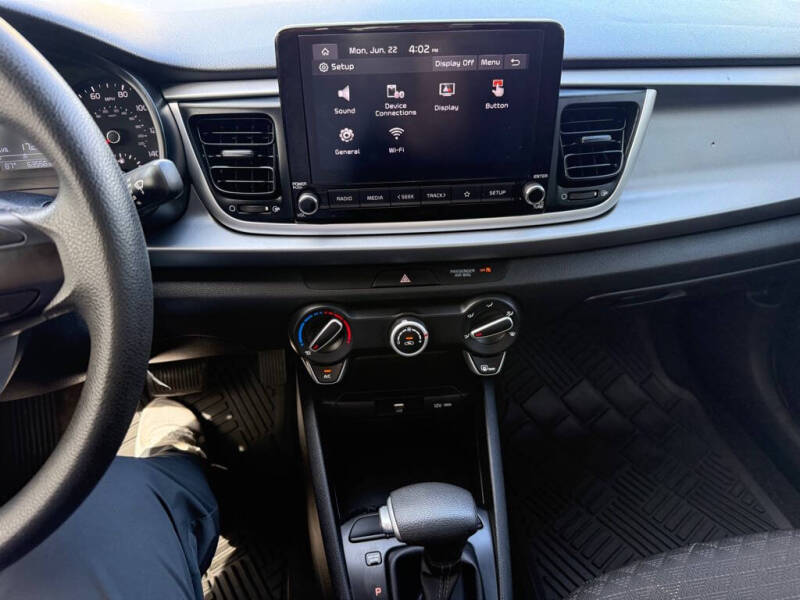 2023 Kia Rio LX