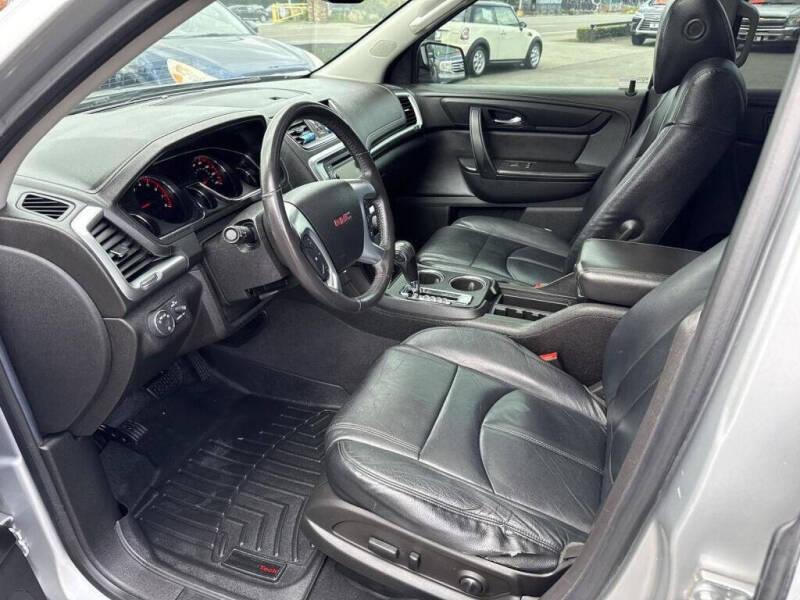 2015 GMC Acadia SLE-2