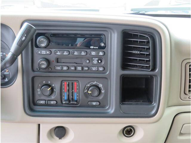 2003 Chevrolet Suburban 1500 LS