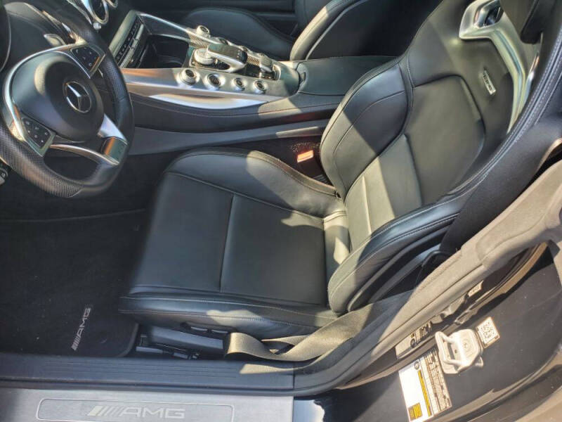 2017 Mercedes-Benz AMG GT