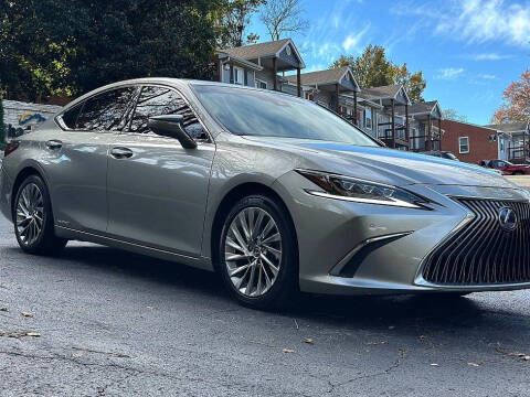 2021 Lexus ES 300h Ultra Luxury