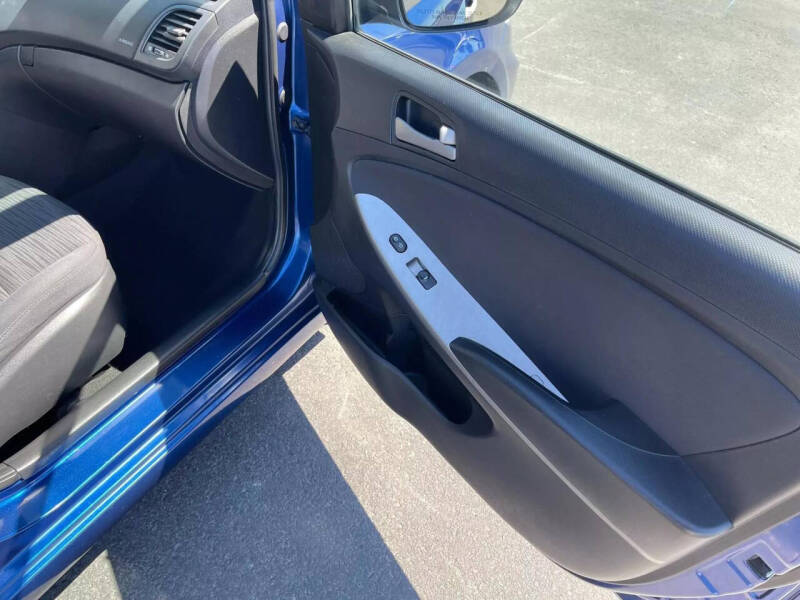 2015 Hyundai Accent GS