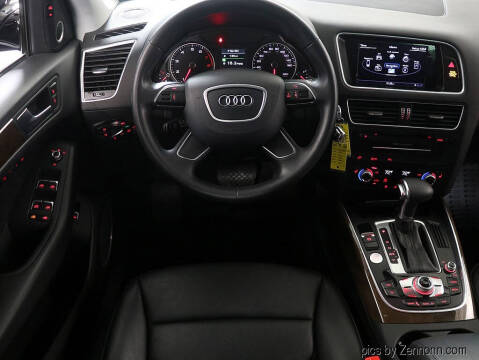 2017 Audi Q5 2.0T quattro Premium Plus