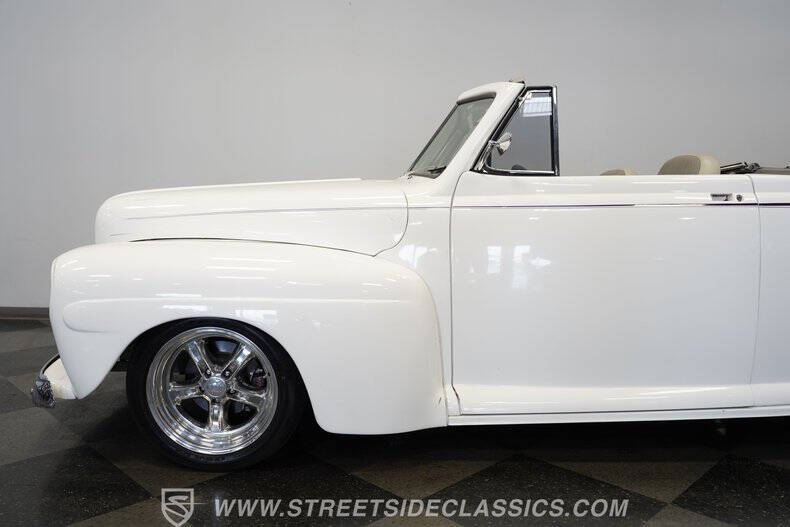 1947 Ford Deluxe