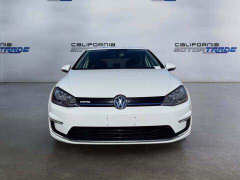2016 Volkswagen e-Golf SE