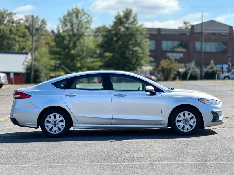2019 Ford Fusion S
