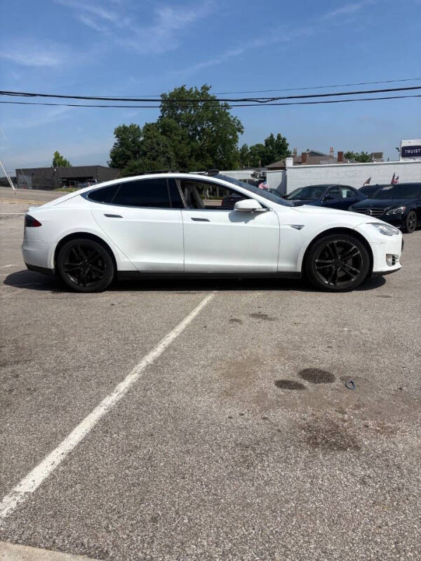 2014 Tesla Model S 85
