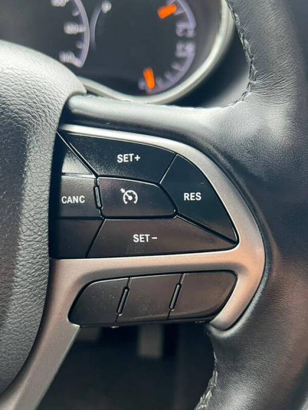 2021 Jeep Grand Cherokee Laredo E