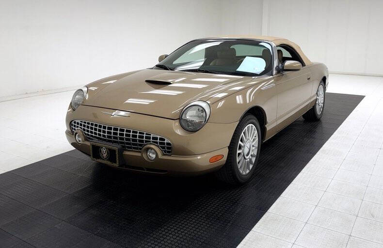 2005 Ford Thunderbird Deluxe